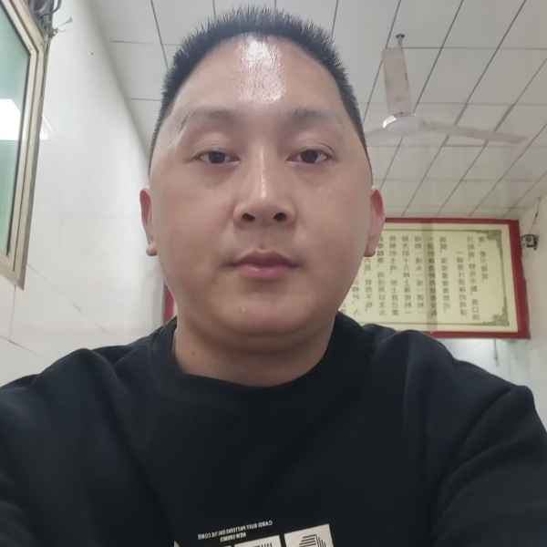 陕西35岁单身帅哥真诚找对象-吐鲁番相亲网