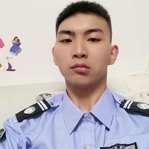 贵州26岁单身帅哥真诚找对象-吐鲁番征婚相亲网