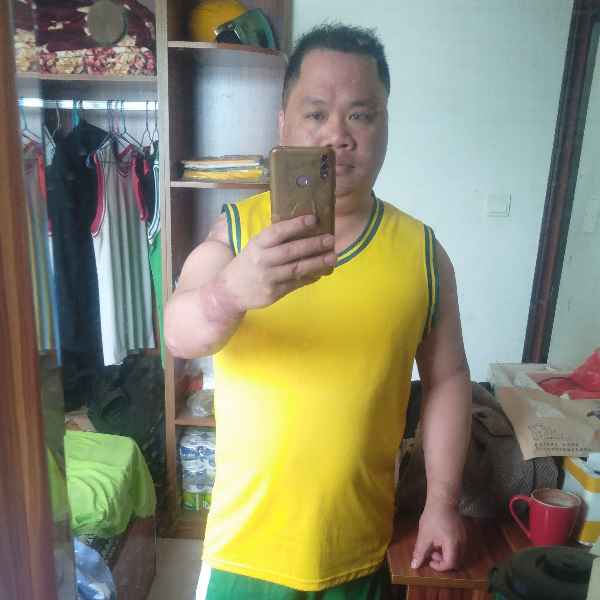 广西34岁单身帅哥真诚找对象-吐鲁番征婚相亲网
