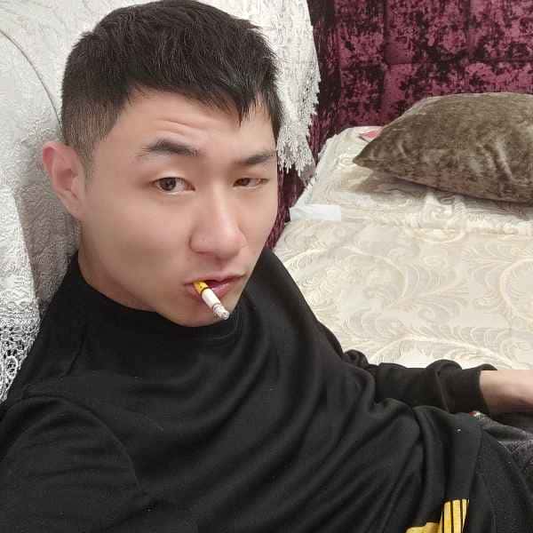 贵州30岁单身帅哥真诚找对象-吐鲁番征婚相亲网