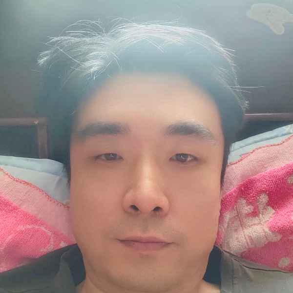 河南42岁单身帅哥真诚找对象-吐鲁番征婚相亲网