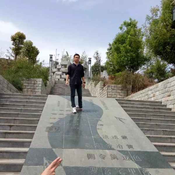 陕西27岁单身帅哥真诚找对象-吐鲁番征婚相亲网