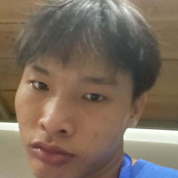 海南19岁单身帅哥真诚找对象-吐鲁番征婚相亲网