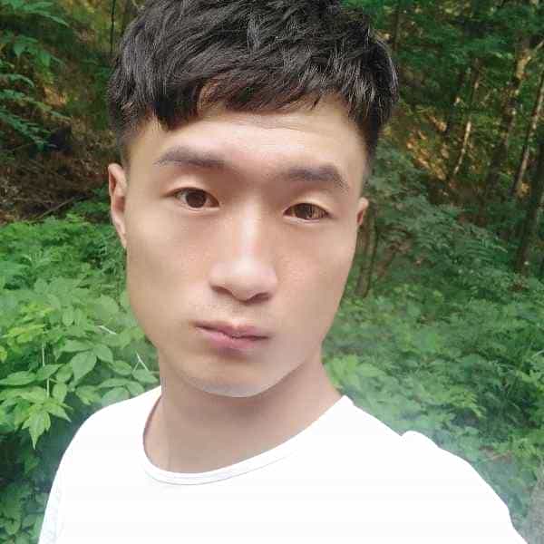 河南28岁单身帅哥真诚找对象-吐鲁番征婚相亲网