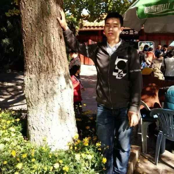 四川33岁单身帅哥真诚找对象-吐鲁番征婚相亲网