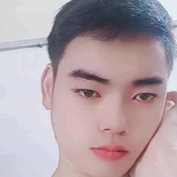 河南31岁单身帅哥真诚找对象-吐鲁番征婚相亲网