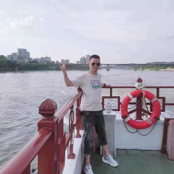四川27岁单身帅哥真诚找对象-吐鲁番征婚相亲网