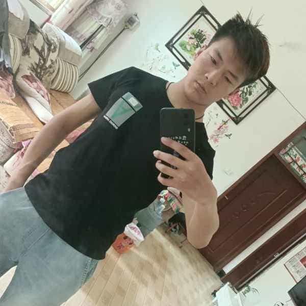 河南24岁单身帅哥真诚找对象-吐鲁番征婚相亲网