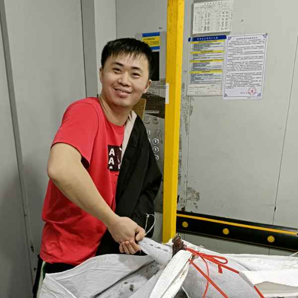 福建30岁单身帅哥真诚找对象-吐鲁番征婚相亲网