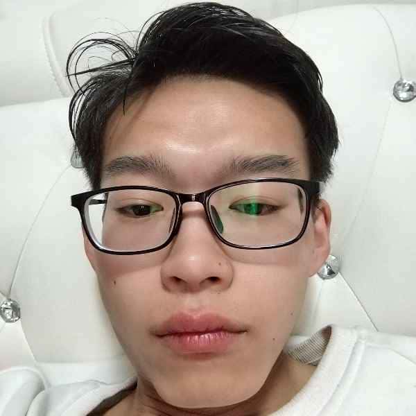 河南22岁单身帅哥真诚找对象-吐鲁番征婚相亲网