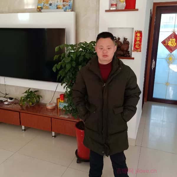 江苏28岁单身帅哥真诚找对象-吐鲁番征婚相亲网