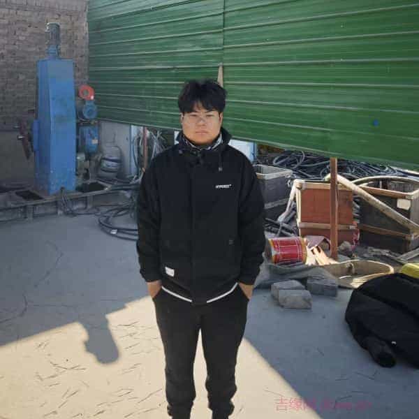河北31岁单身帅哥真诚找对象-吐鲁番征婚相亲网