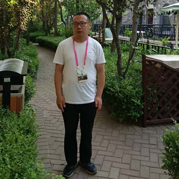 山东40岁单身帅哥真诚找对象-吐鲁番征婚相亲网