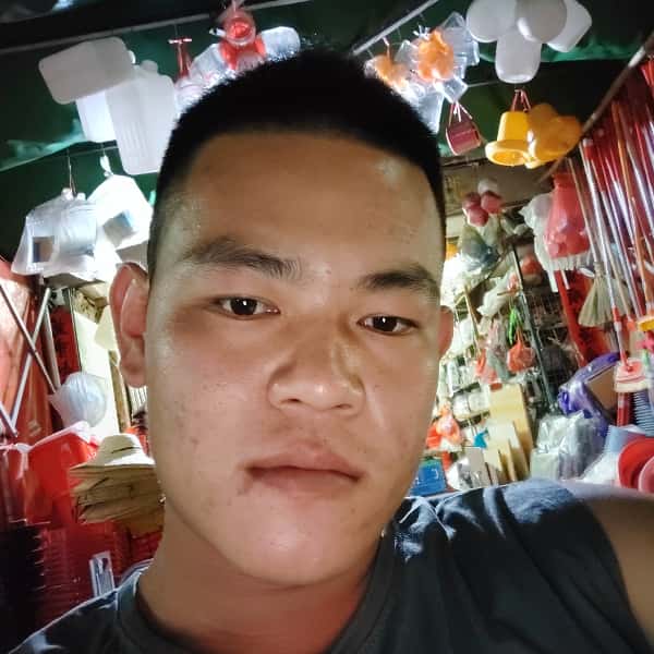 广东29岁单身帅哥真诚找对象-吐鲁番征婚相亲网
