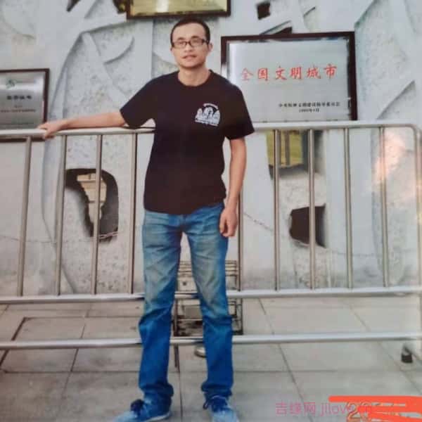 江苏36岁单身帅哥真诚找对象-吐鲁番征婚相亲网
