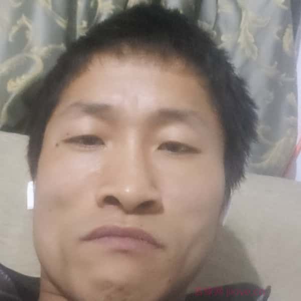 河南30岁单身帅哥真诚找对象-吐鲁番征婚相亲网