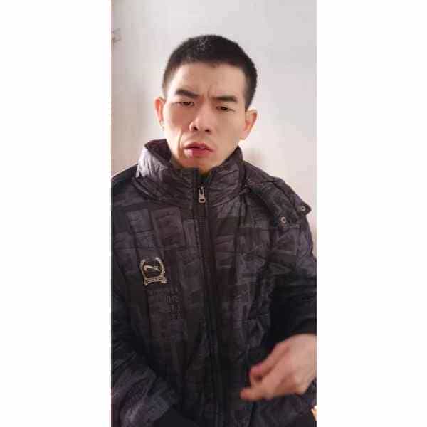 33岁岁四川单身帅哥 - 吐鲁番吉缘网