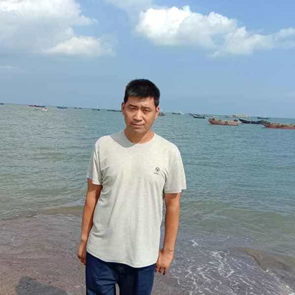 44岁岁辽宁单身帅哥 - 吐鲁番吉缘网