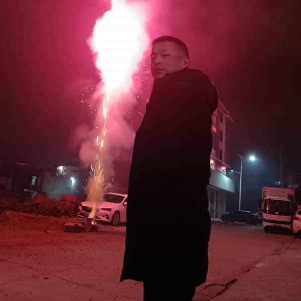38岁岁四川单身帅哥 - 吐鲁番吉缘网