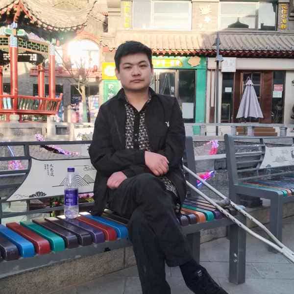 35岁岁甘肃单身帅哥 - 吐鲁番吉缘网