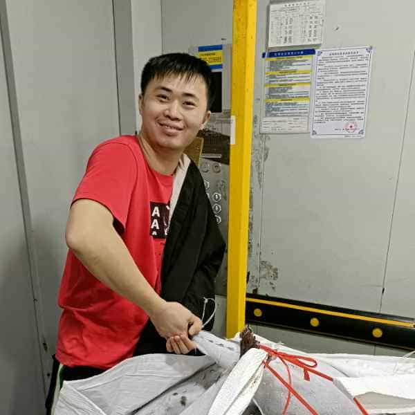 31岁岁福建单身帅哥 - 吐鲁番吉缘网