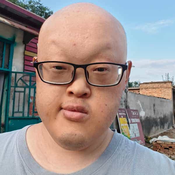 28岁岁山东单身帅哥 - 吐鲁番吉缘网